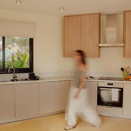 Pomegranate Villa *