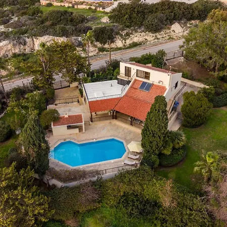 Vila Pomegranate Pegeia